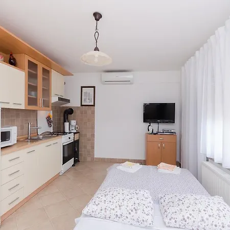 Apartment Zorka Medveja